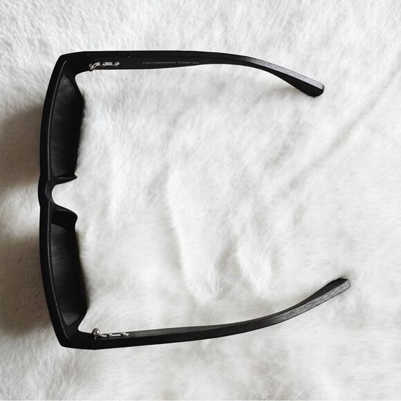 Juna Blue & Black Wood Sunglasses - Picture 6 of 11